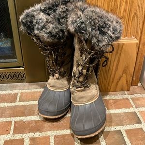 EUC Sz 10M Sporto “Hailey” tan and gray suede boots